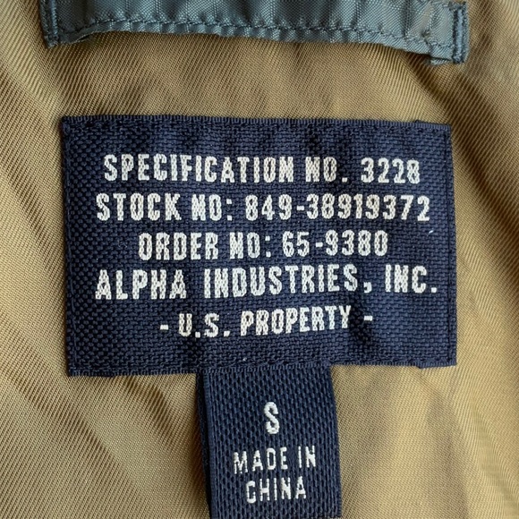 Alpha Industries Unisex Ally Bomber Jacket Size S - Picture 13 of 16